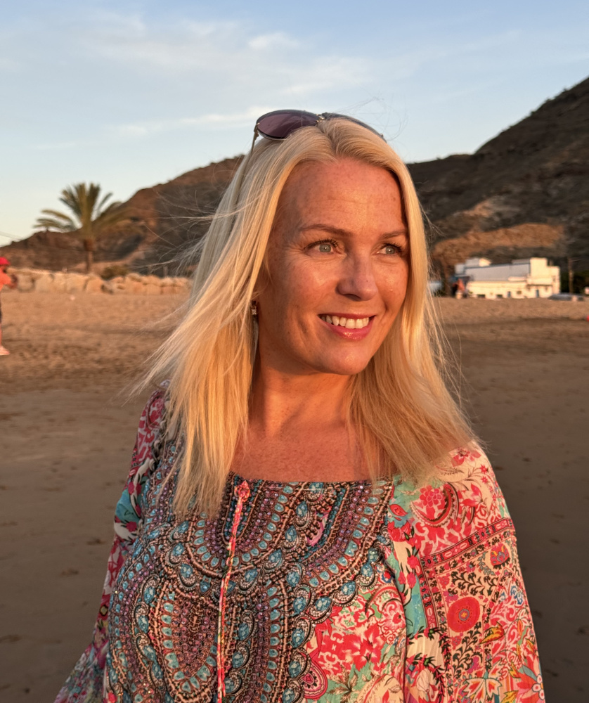 Valery Vain Donna Tunic In Beach vibes main image 1